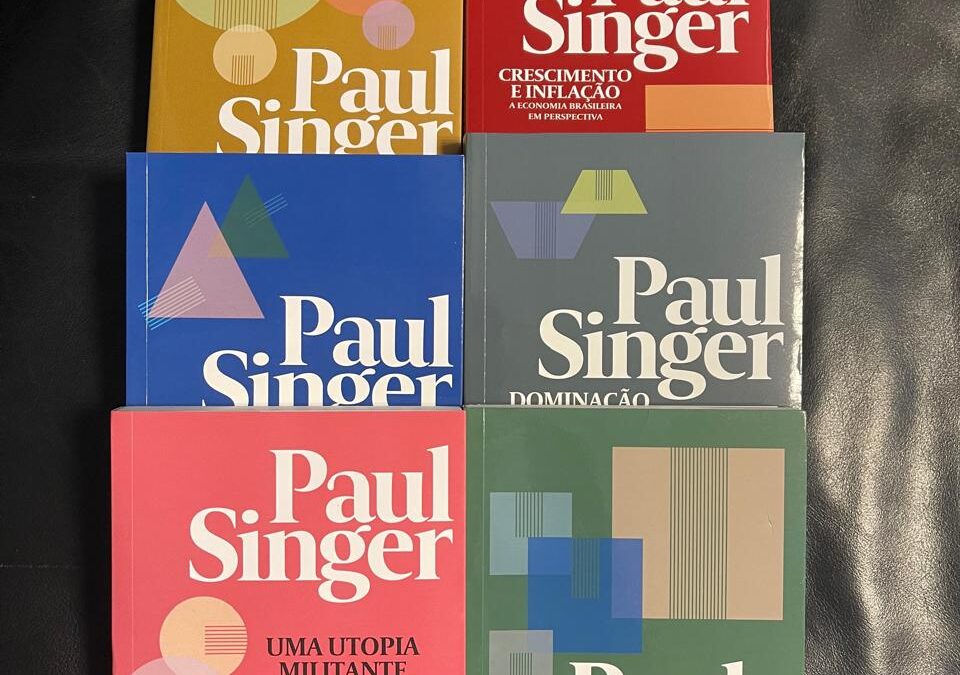 Corecon-SP recebe doação de livros do renomado economista Paul Singer