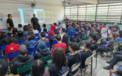 Corecon-SP promove palestra em escola de Guarulhos para incentivar a escolha pela profissão de Economista