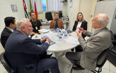 Presidente do Corecon-SP apresenta, em Sorocaba, campanha de orçamento público e transparência popular, e pleiteia mais economistas na Câmara Municipal