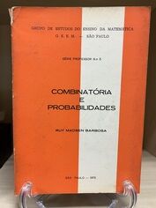 O livro apresenta os principais conceitos e métodos da Análise Combinatória e da Teoria das Probabilidades, desenvolvendo o raciocínio lógico-matemático necessário para resolver problemas de contagem e de eventos aleatórios. A obra combina fundamentação teórica, propriedades matemáticas e aplicações práticas.