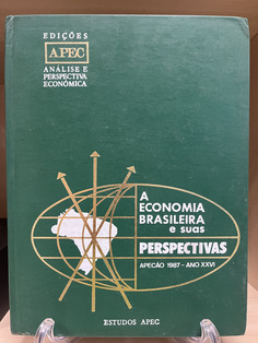 A coleção “A Economia Brasileira e Suas Perspectivas”, publicada pela APEC Editora, é uma série de volumes que reúnem estudos, análises e dados sobre a economia do Brasil em diferentes momentos históricos. Cada volume é composto por artigos escritos por economistas e especialistas que examinam: Situação da economia nacional em períodos específicos, Políticas econômicas adotadas, Setores da economia, Perspectivas de curto, médio e longo prazo e Contribuições acadêmicas e políticas públicas.