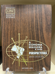 A coleção “A Economia Brasileira e Suas Perspectivas”, publicada pela APEC Editora, é uma série de volumes que reúnem estudos, análises e dados sobre a economia do Brasil em diferentes momentos históricos. Cada volume é composto por artigos escritos por economistas e especialistas que examinam: Situação da economia nacional em períodos específicos, Políticas econômicas adotadas, Setores da economia, Perspectivas de curto, médio e longo prazo e Contribuições acadêmicas e políticas públicas.