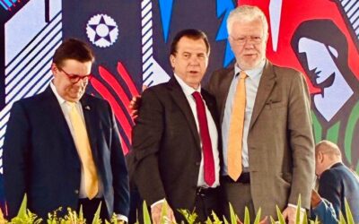 Vice-presidente do Corecon-SP participa do lançamento de livro sobre os 90 anos do salário mínimo no Brasil