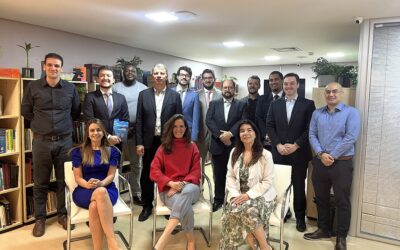 Clube de Leitura do Corecon-SP reúne autores para discutir o cenário global