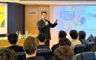 Corecon-SP recebe estudantes da PUC-Campinas para palestra sobre cenário econômico e mercado de trabalho